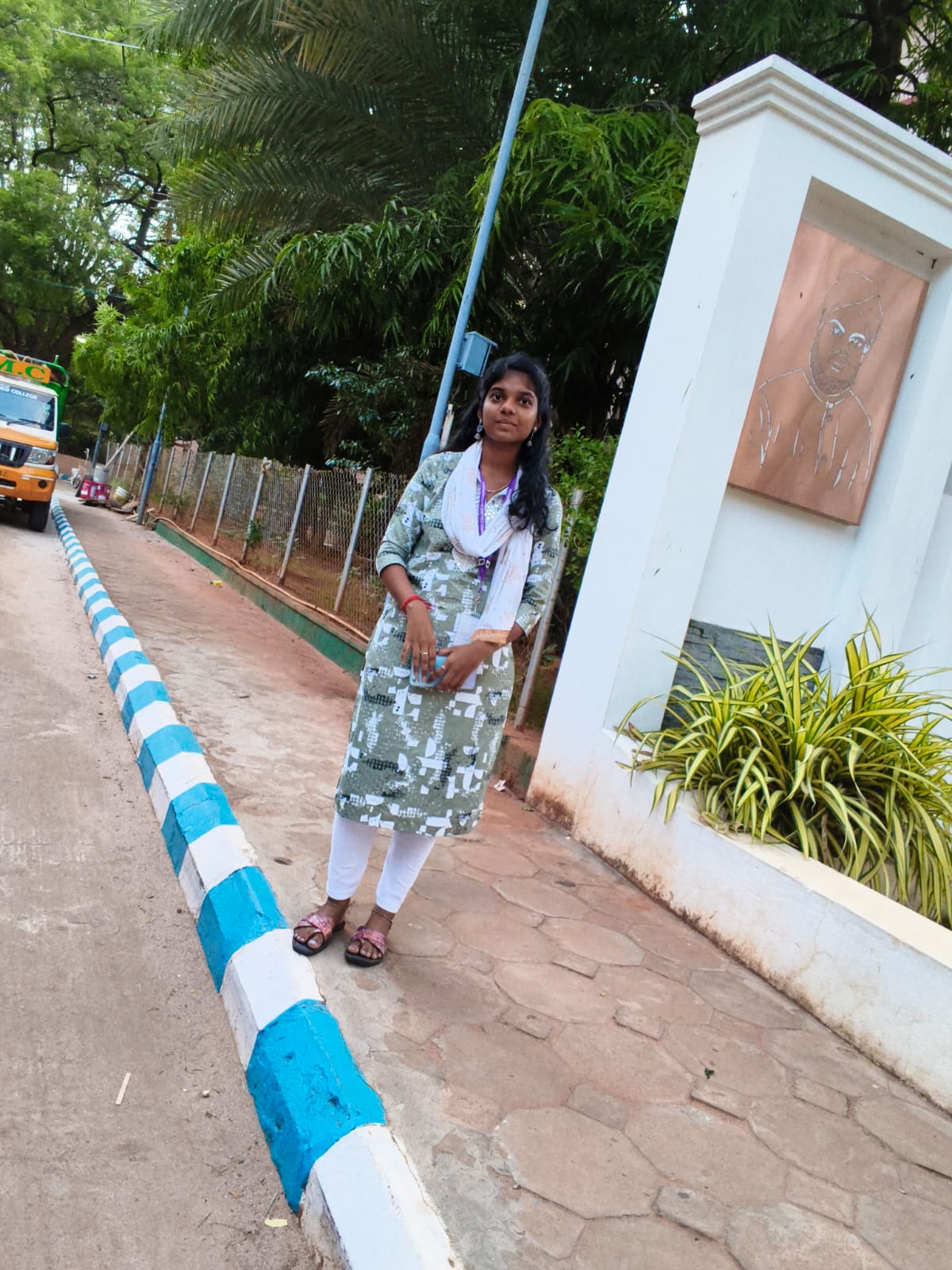 Kaviya Sri 